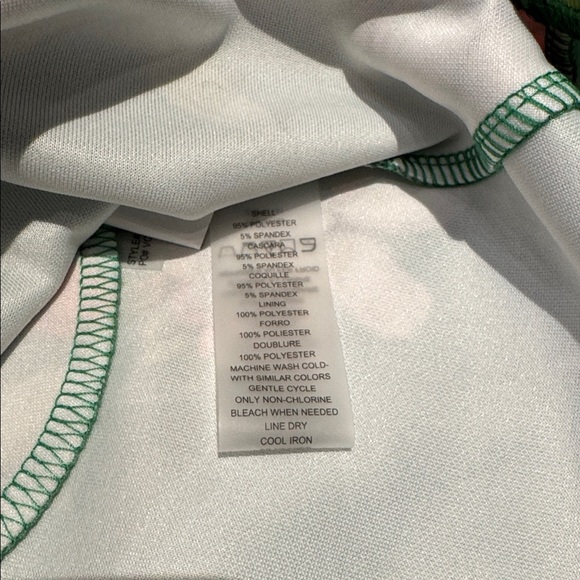 NWT VINCE CAMUTO Floral Green Mini Dress - Picture 8 of 9